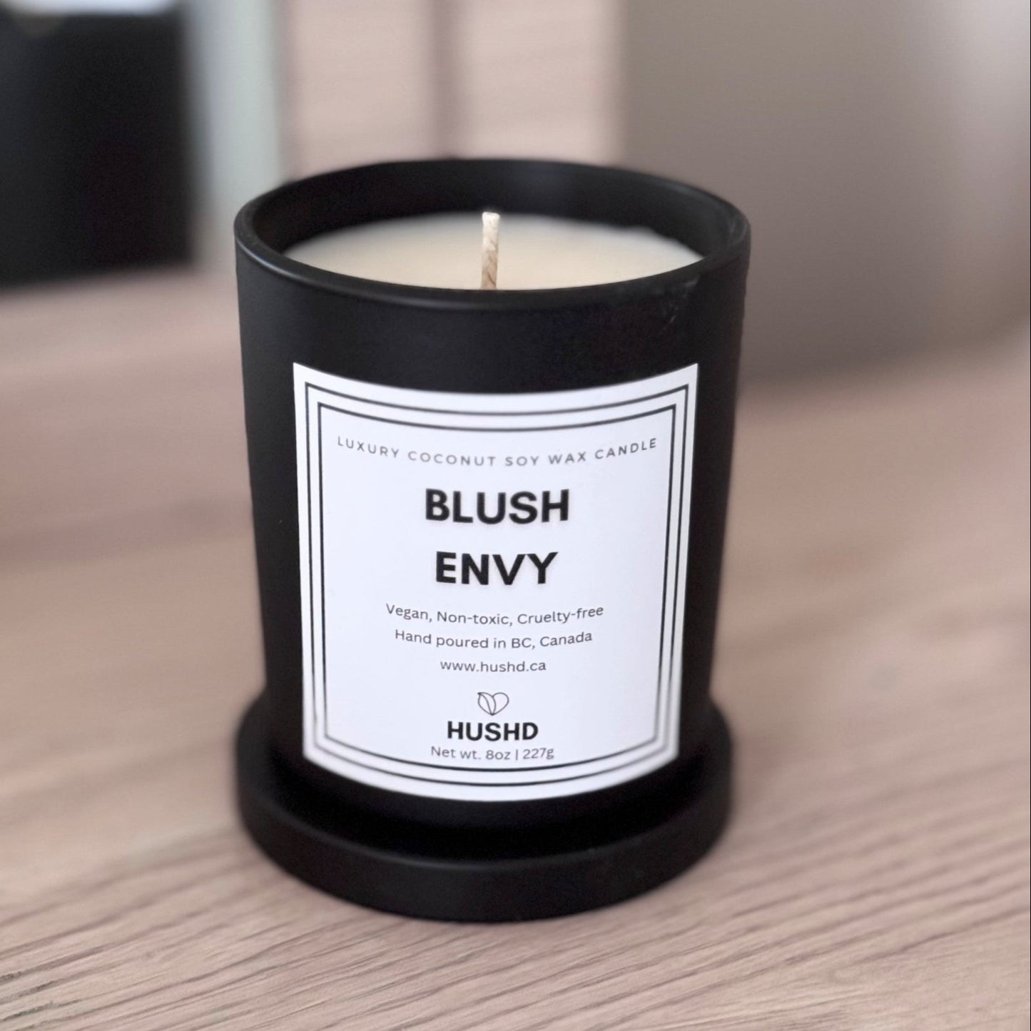 Luxury candle with a scent that mimics pink sugar crystals. Hand-poured in Canada.  100% vegan coconut/soy wax.