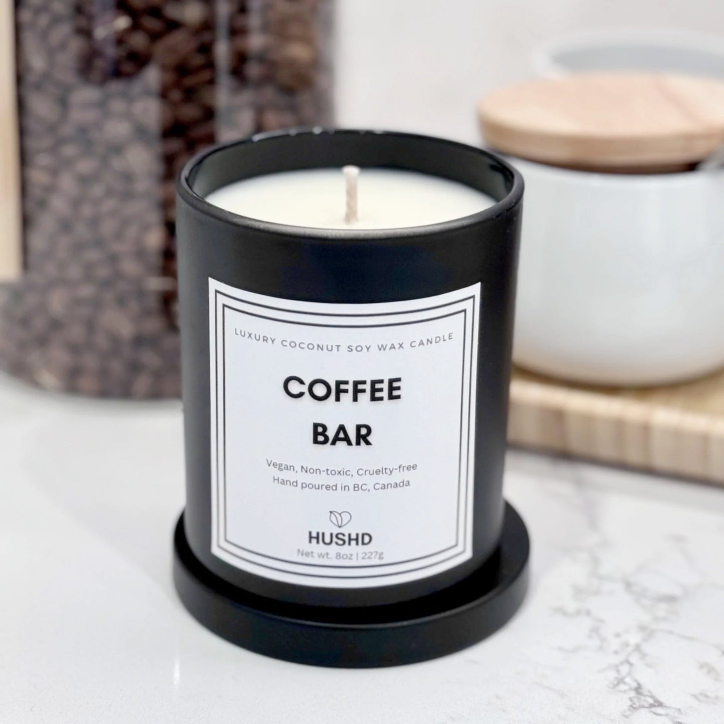 Luxury coconut soy wax candle with espresso scent – handmade in Canada.